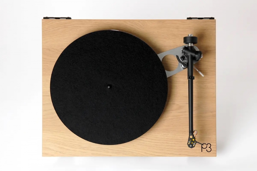 Bild 1 von Plattenspieler Rega Planar 3  / (Ausführung) Eiche hell / (Tonabnehmer) mit Excalibur black